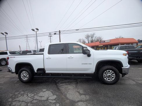 Used 2021 Chevrolet Silverado 2500 LT w/ Convenience Package AWD/4WD image 7