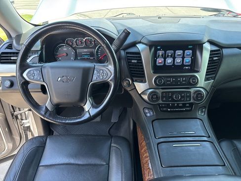 Used 2020 Chevrolet Suburban Premier image 41