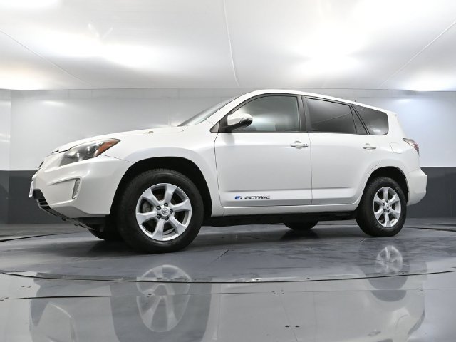 Used 2012 Toyota RAV4 EV FWD image 44