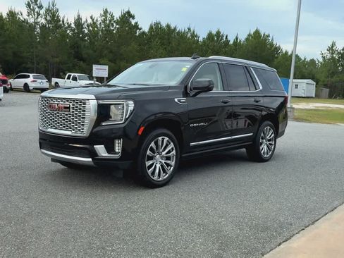 Used 2021 GMC Yukon Denali w/ Denali Premium Package AWD/4WD image 4