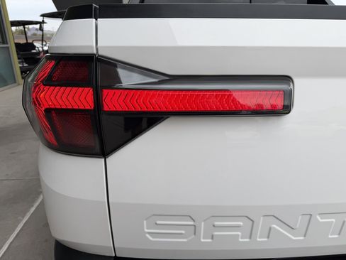 Used 2023 Hyundai Santa Cruz SEL w/ Activity Package image 14