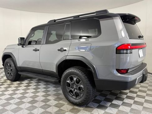 Used 2026 Lexus GX 550 AWD/4WD image 8