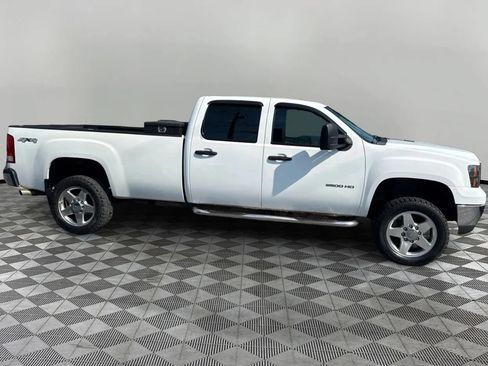 Used 2013 GMC Sierra 2500 W/T AWD/4WD image 4