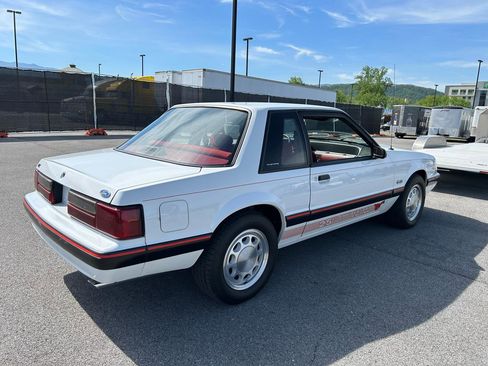 Used 1989 Ford Mustang LX RWD image 3