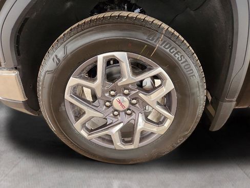 New 2026 GMC Sierra 1500 SLE RWD image 9