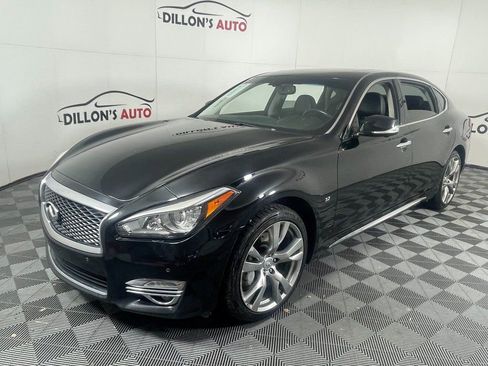 Used 2017 INFINITI Q70 L 3.7 image 2