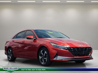 Used 2022 Hyundai Elantra Limited w/ Cargo Package FWD video 1