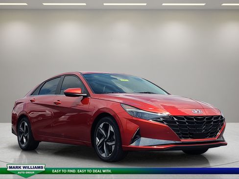 Used 2022 Hyundai Elantra Limited w/ Cargo Package FWD image 1