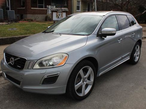Used 2012 Volvo XC60 T6 R-Design image 1