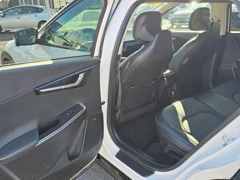 Certified 2022 Kia EV6 Wind w/ Wind Technology Package image 18