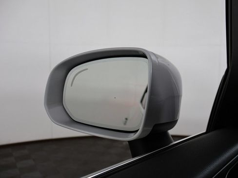 Used 2023 Volvo XC60 B5 Plus w/ Climate Package AWD/4WD image 39