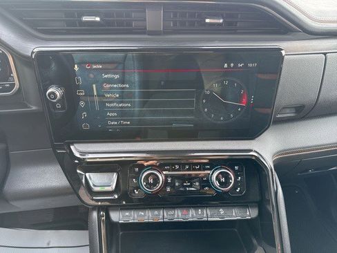 Certified 2023 GMC Sierra 1500 AT4 w/ AT4 Premium Package image 11