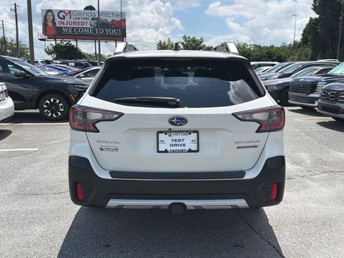 Used 2020 Subaru Outback Touring XT AWD/4WD image 8