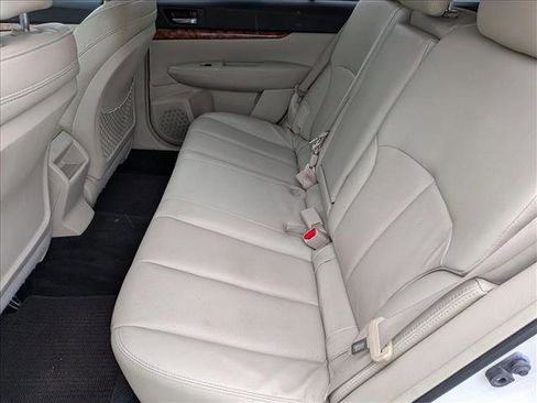 Used 2011 Subaru Outback 2.5i Limited w/ PWR Moonroof Pkg image 18