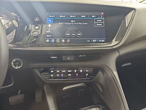 Used 2023 Buick Envision Preferred FWD image 26