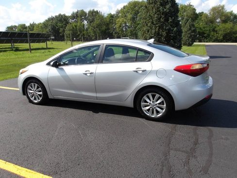 Used 2014 Kia Forte LX w/ Popular Package FWD image 11