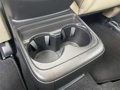 Used 2022 MAZDA CX-9 Touring w/ Touring Premium Package image 13