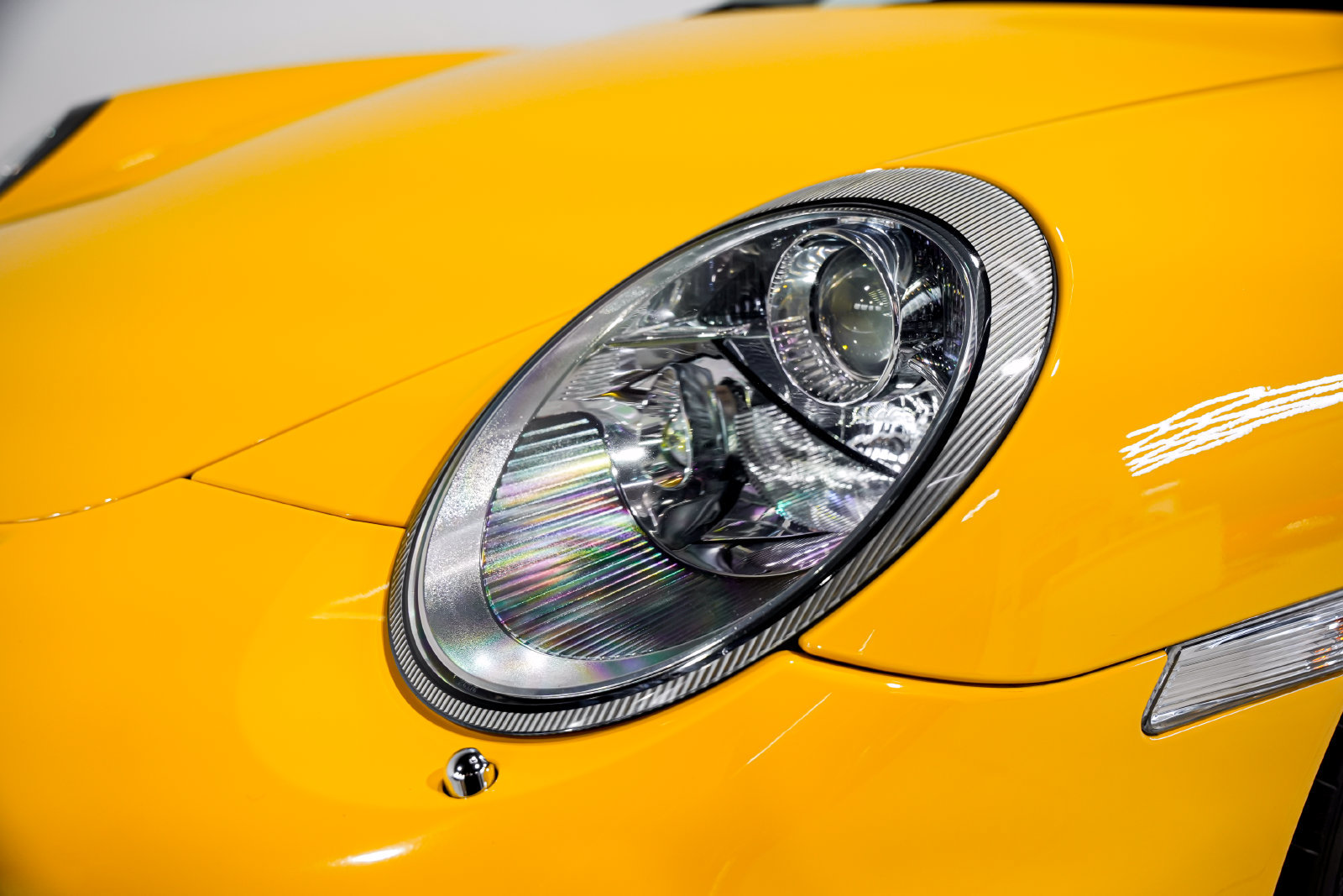 Used 2008 Porsche 911 GT2 RWD image 24