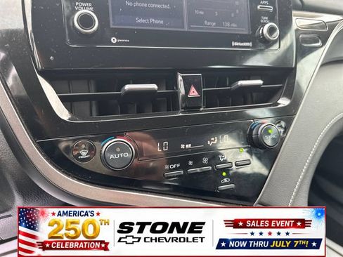 Used 2024 Toyota Camry SE FWD image 17