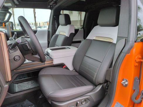 Used 2024 GMC Hummer EV 3X w/ Extreme Off-Road Package AWD/4WD image 16