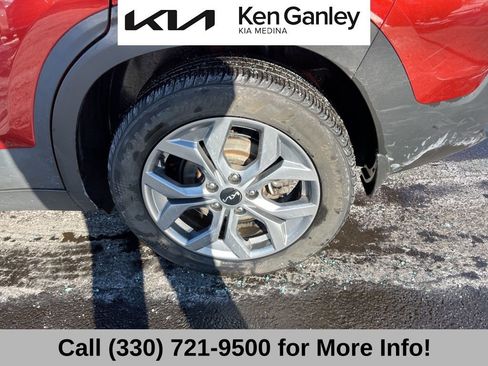 Certified 2024 Kia Seltos S image 24