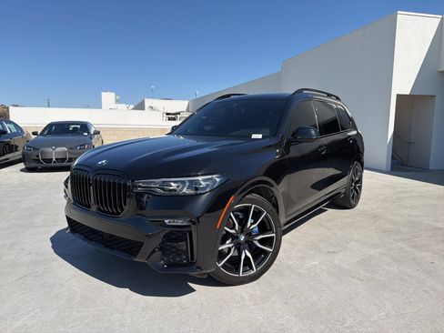 Used 2020 BMW X7 xDrive40i w/ M Sport Package AWD/4WD image 3