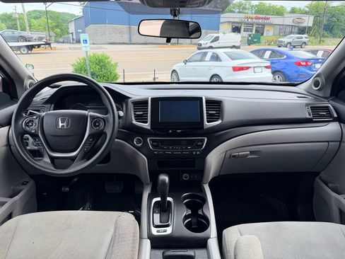 Used 2016 Honda Pilot EX image 19