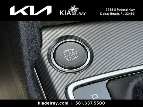 Used 2026 Kia Sportage EX FWD image 29