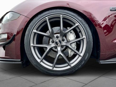 Used 2018 Ford Mustang GT Premium image 9