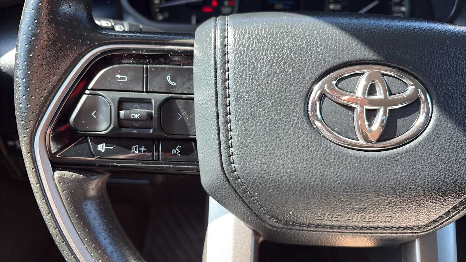 Used 2024 Toyota Tundra SR5 w/ SR5 Convenience Package AWD/4WD image 13