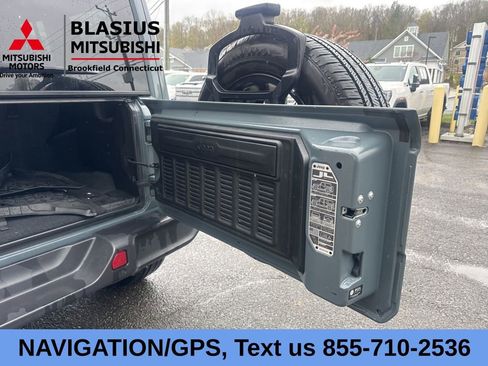 Used 2024 Jeep Wrangler Unlimited Sahara w/ Safety Group AWD/4WD image 9