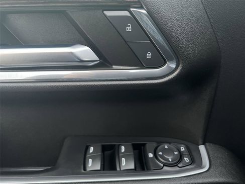 Used 2024 GMC Sierra 1500 Elevation w/ LPO, Elevation Black Package image 13