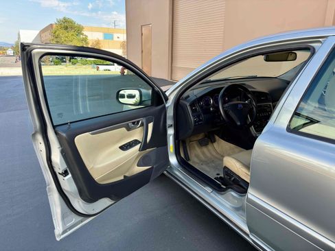 Used 2007 Volvo S60 R AWD/4WD image 32
