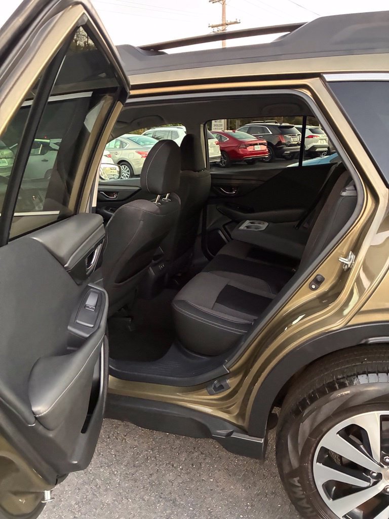 Used 2020 Subaru Outback Premium AWD/4WD image 24