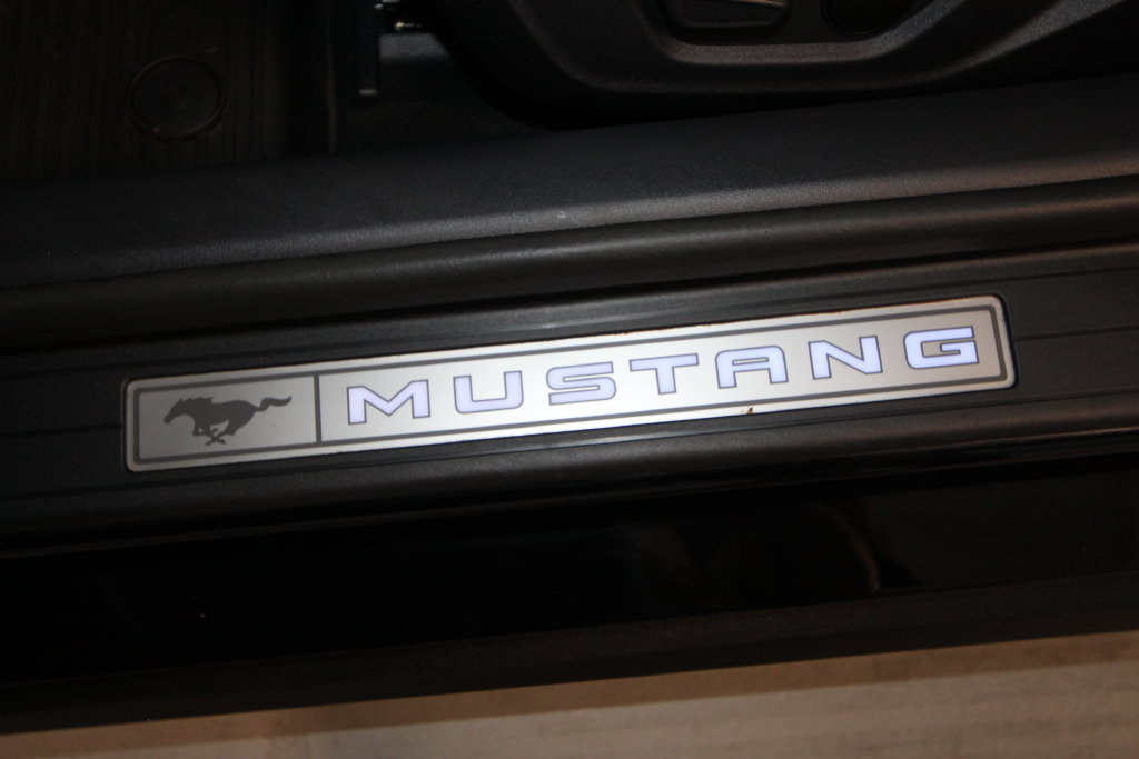 Used 2025 Ford Mustang GT Premium RWD image 7