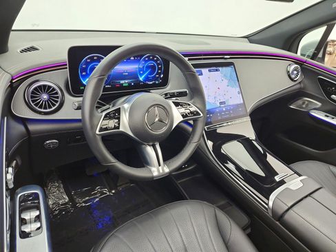 Used 2023 Mercedes-Benz EQE 500 4MATIC SUV image 14