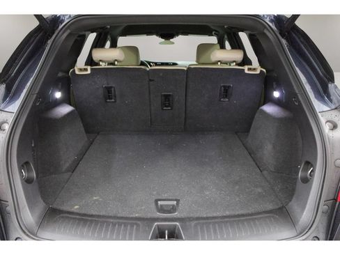 Used 2019 Cadillac XT5 FWD image 30