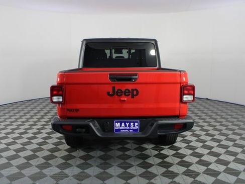 Used 2024 Jeep Gladiator Sport image 22