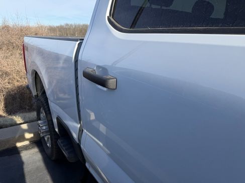 Used 2024 Ford F350 XLT image 8