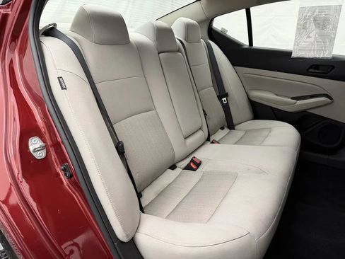Used 2025 Nissan Altima 2.5 SV FWD image 18
