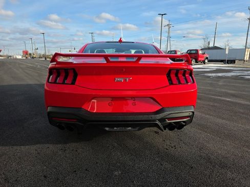 Used 2024 Ford Mustang GT Premium w/ GT Performance Package image 6