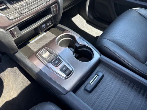 Used 2023 Honda Passport EX-L image 21