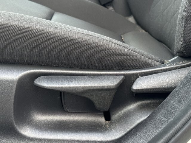 Used 2025 Toyota Corolla LE FWD image 24