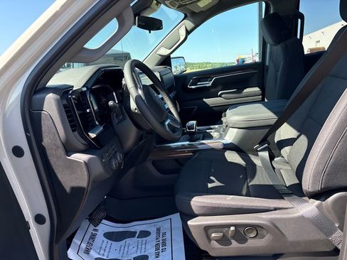 New 2026 Chevrolet Silverado 1500 RST w/ Dark Appearance Package AWD/4WD image 9