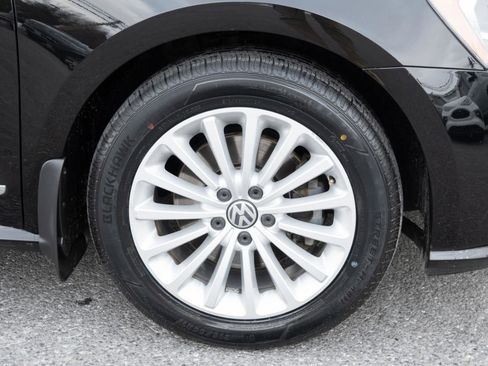 Used 2016 Volkswagen Passat 1.8T SE image 33