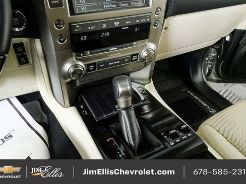 Used 2021 Lexus GX 460 Premium w/ Premium Package image 18