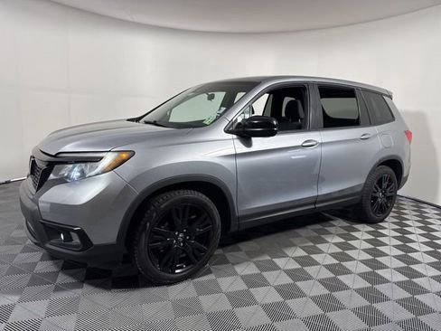 Used 2019 Honda Passport Sport image 2