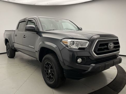Used 2022 Toyota Tacoma SR5 image 7