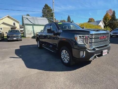Used 2023 GMC Sierra 3500 Denali w/ Denali Ultimate Package image 2