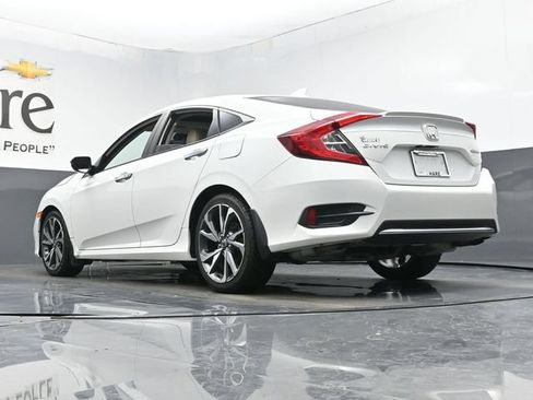 Used 2020 Honda Civic Touring image 5